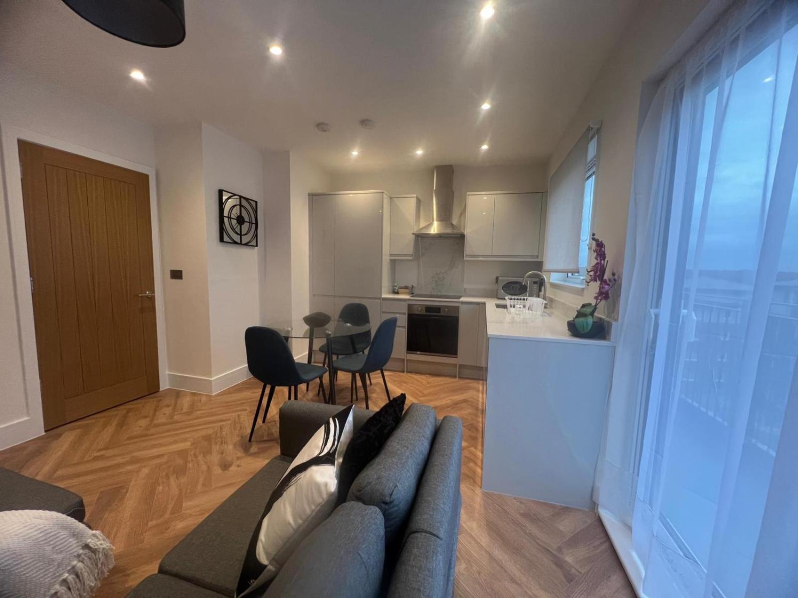 New 2 Bedroom Apartment Rickmansworth Town Centre Extérieur photo